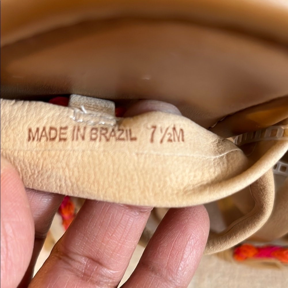 Chelsea & Violet Women's Tan and Red Sandals - Picture 6 of 10